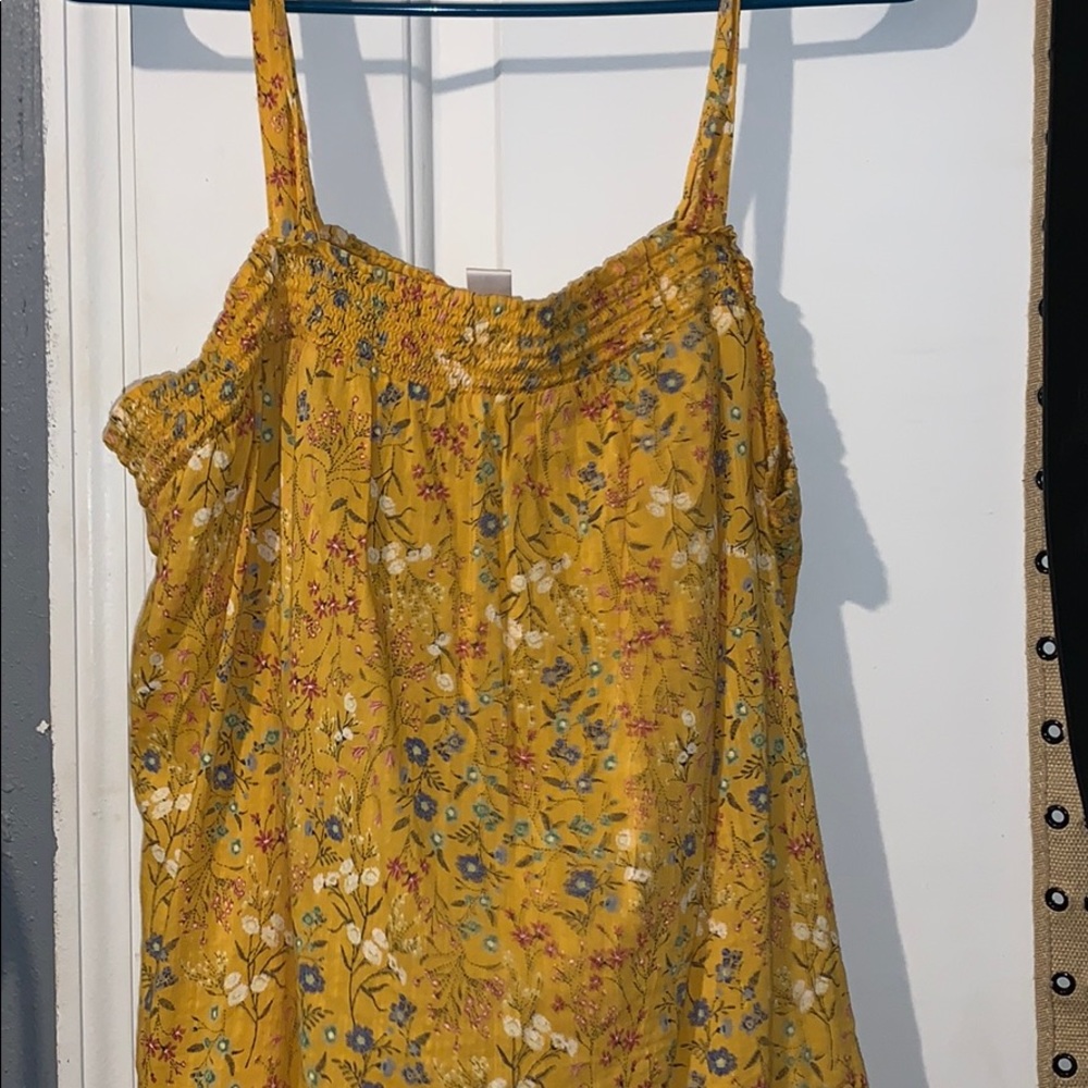 Floral tank
